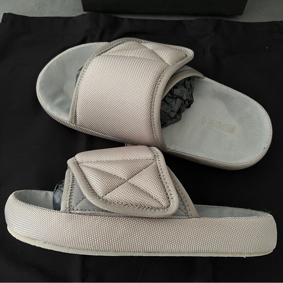 Yeezy Season 6 Nylon Slipper Taupe - Picture 9 of 16